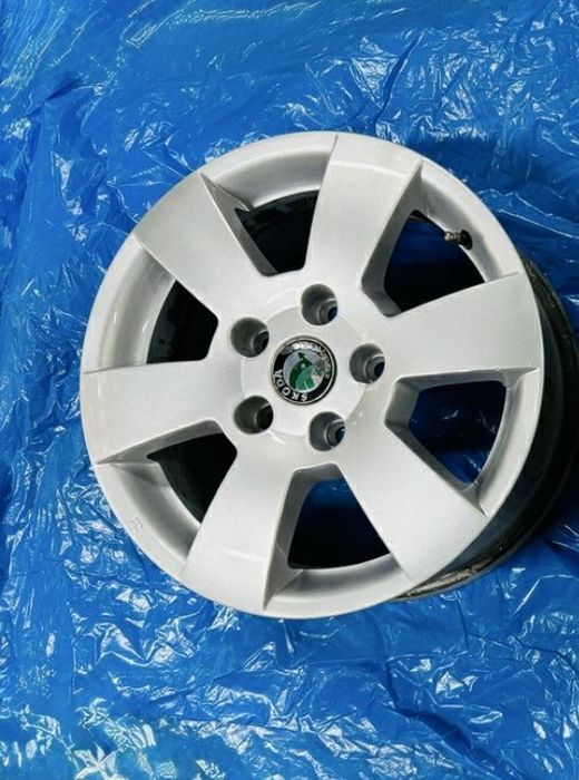 R 15 диск  Skoda Octavia A5 5*112