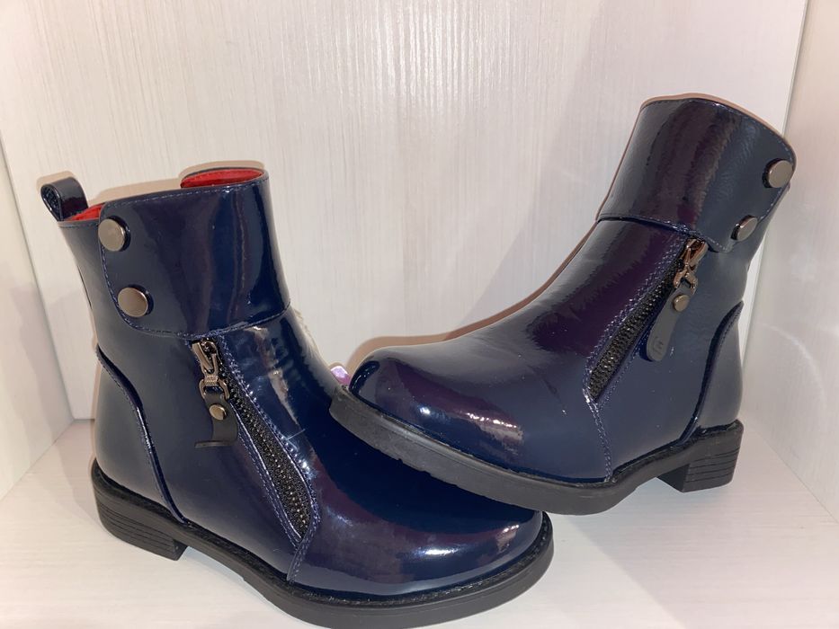 Ботинки для дівчинки