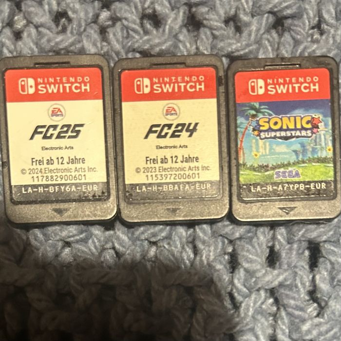 FC 24, FC 25 e Sonic Superstars - Switch (sem capa)