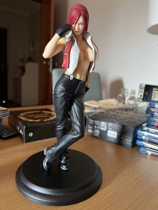Vanessa King of Fighters – Limited Edition Figure, 30 cm64752385833986120