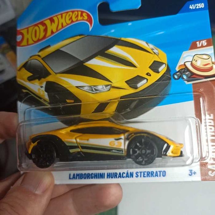 Hot wheels Lamborghini huracan sterrato