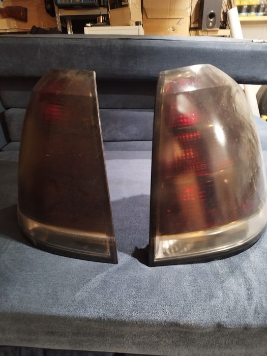 Lampy tylne Zafira B