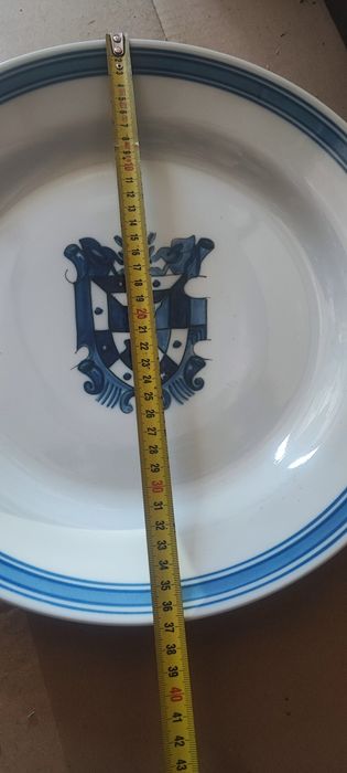 Prato pintado á mão.