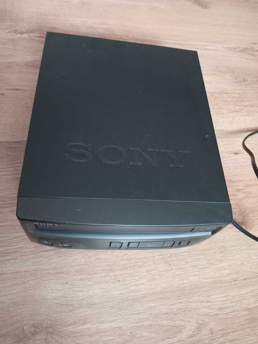 Відеомагнітофон Sony SLV-XC10SG (VHS) + пульт: 500 грн. - Прочая