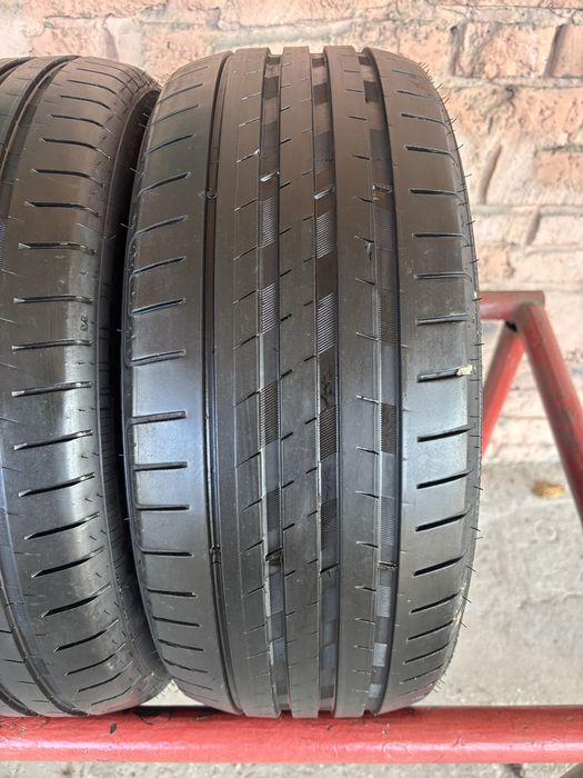 Пара літніх шин 195/50R15 Vredestein