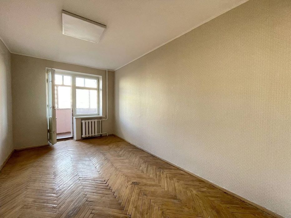 Продаж 4-х кімнатної м.Бровари, Київська область