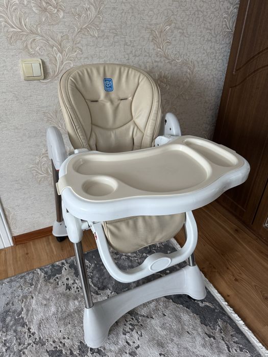 Крісло для годування