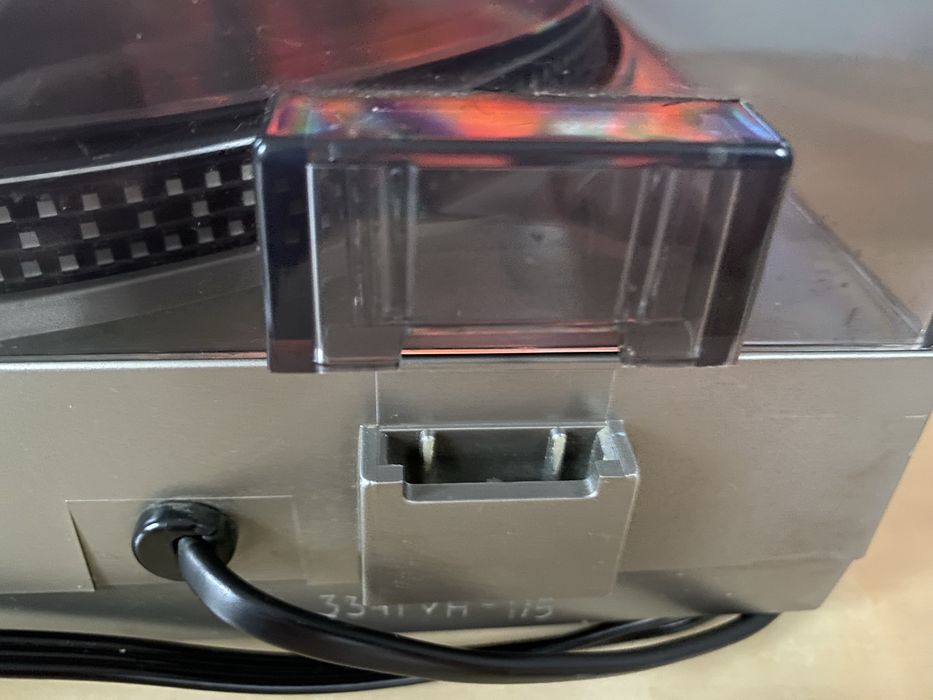 Japonski Gramofon CEC 8003