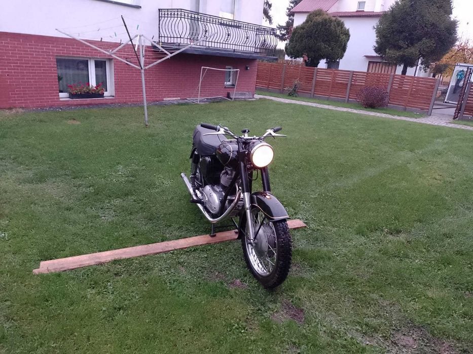 Motocykl JUNAK M 10