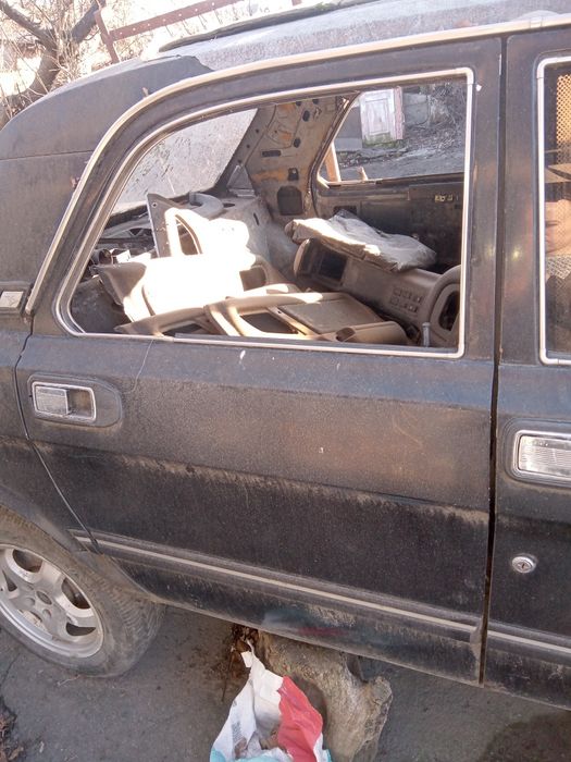 Двери Волга 3110