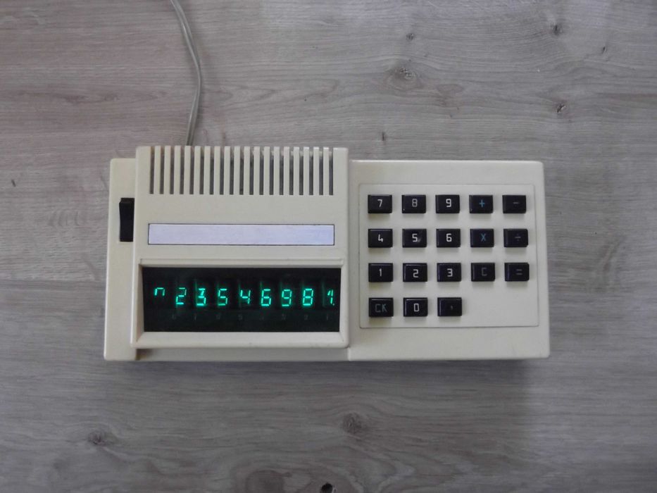 Калькулятор Электроника 4-71Б БИС 4