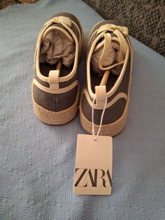 Кеды, кроссовки, мокасины ZARA