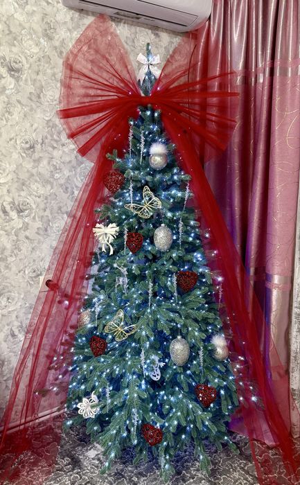 Віденська  блакитна,штучна  лита ялинка 1,8 см