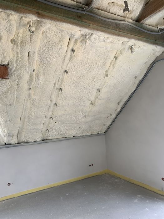 Ocieplenie piana PUR