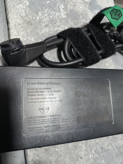 Зарядний пристрій 48 в Ampler електровелосипед Rozenberg