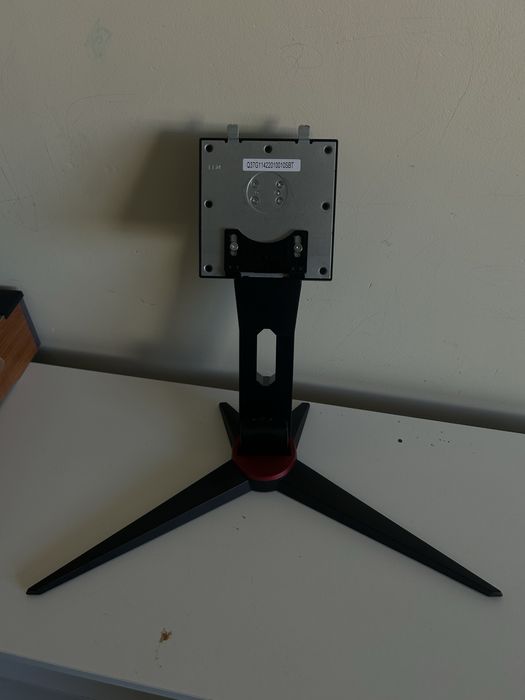 Monitor Stand446864224106598400