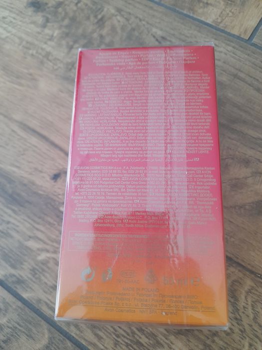 Woda Avon Life Colour by K.T
