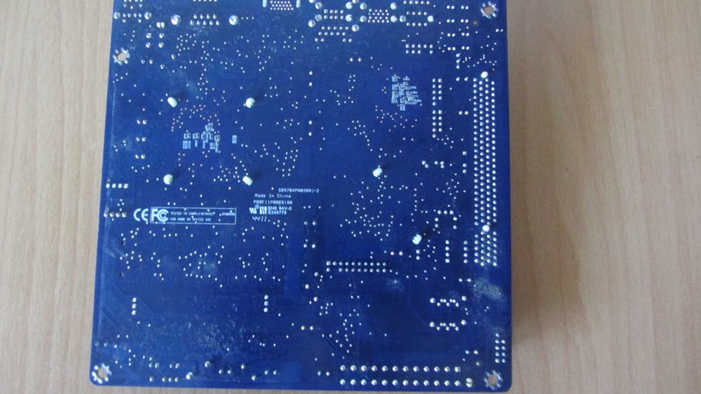 Материнська плата Foxconn D270S/D250S + CPU Intel Atom D2700+RAM 2Gb