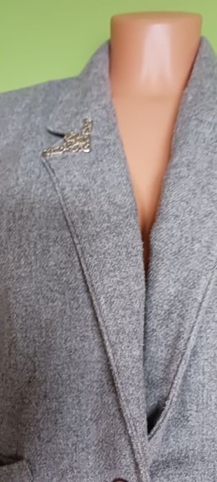 Szary wełniany żakiet rozm.40