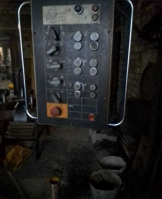 Фрезерний станок