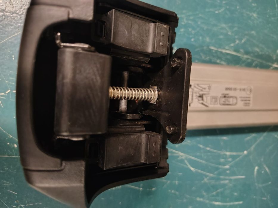 Belki na relingi plus siatka roleta do Audi Q5 2017