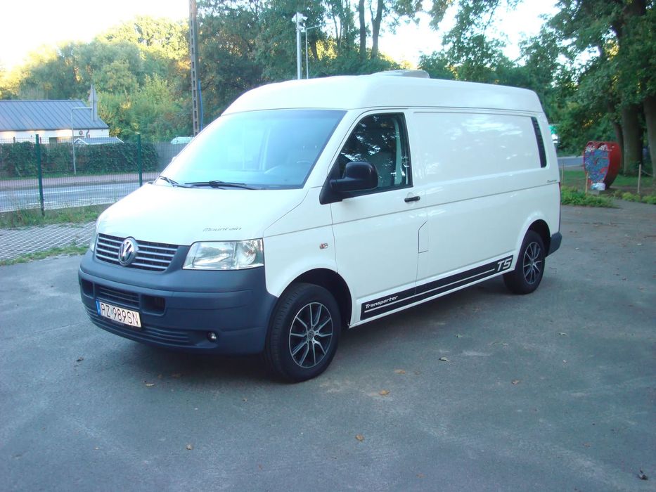Volkswagen T5  Volkswagen T5 LONG; Podwyższony !!!