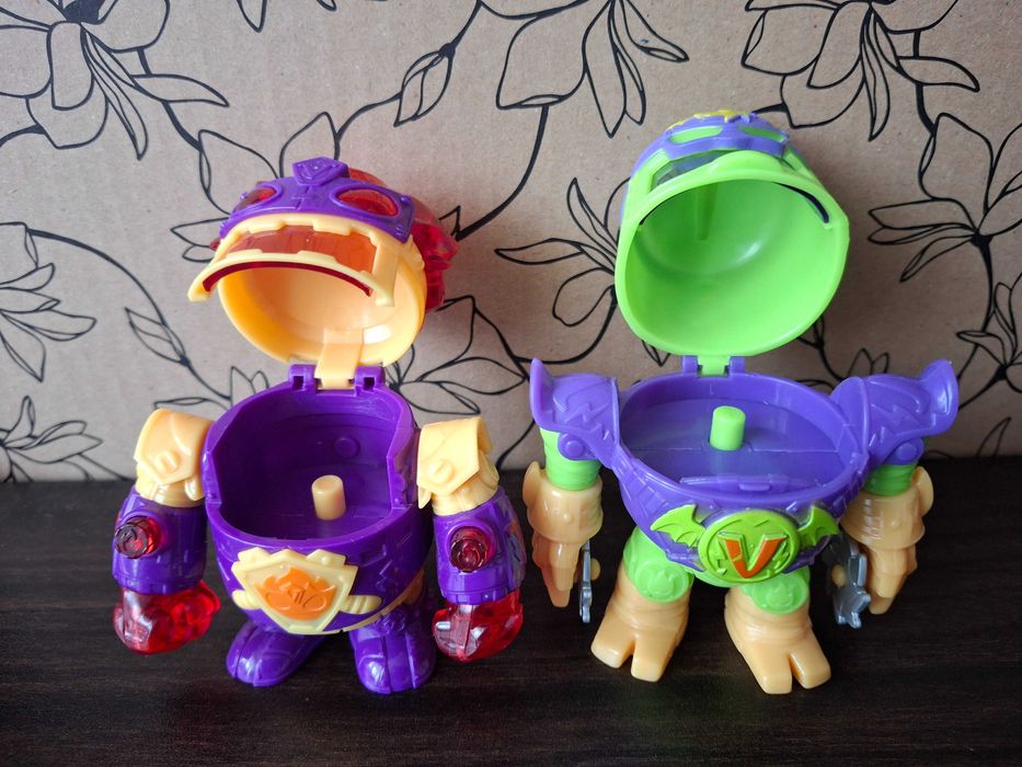 2 roboty Super Things Zings