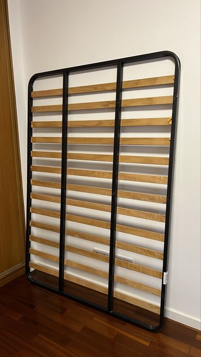 Estrado de cama 183x130cm