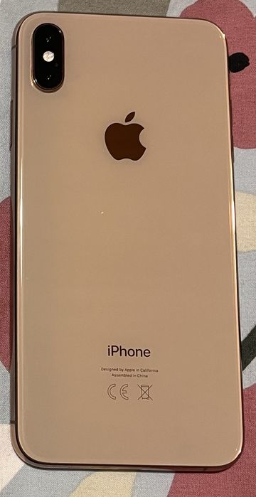 IPhone Xs Max, front screen cracked64550827416067120