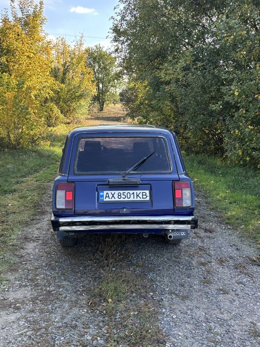 ВАЗ 2104 1,5  2002 год