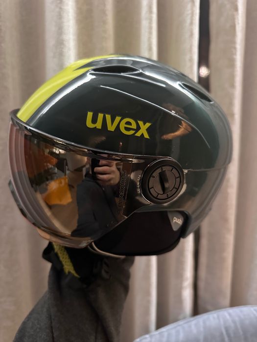 Kask na narty dziecięcy UVEX z przyłbicą 46-52cm STAN BDB 1 właściciel