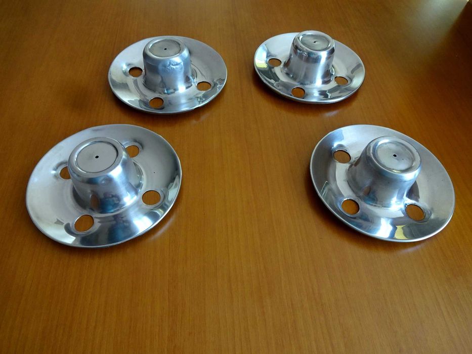 Tampões / centros de roda Alfa Romeo