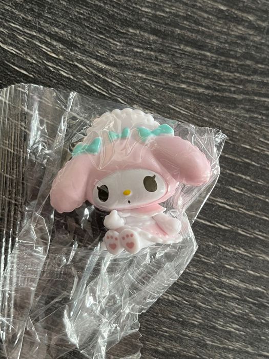 Dollymix Dolly Mix x Sanrio My Melody lolita goth figurka Hello Kitty