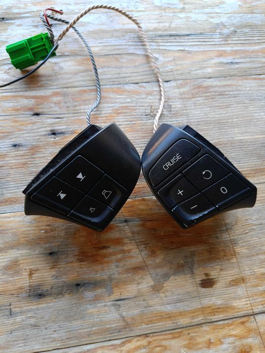 Przyciski kierownicy Volvo S40 V50