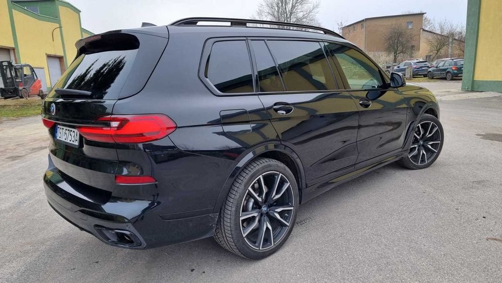 BMW X7 xDrive 4,0D M hev M-Sport Idealny stan FV 23%