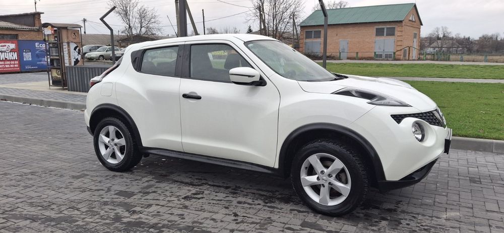 Продам Нісан Жук Лубни