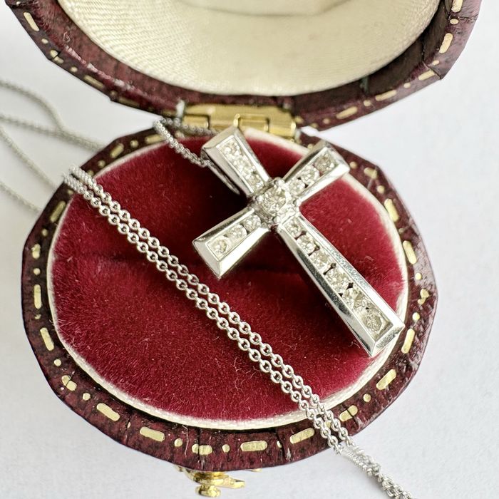 Retro Naszyjnik Krzyż Krzyżyk Złoto Diamenty Wycena