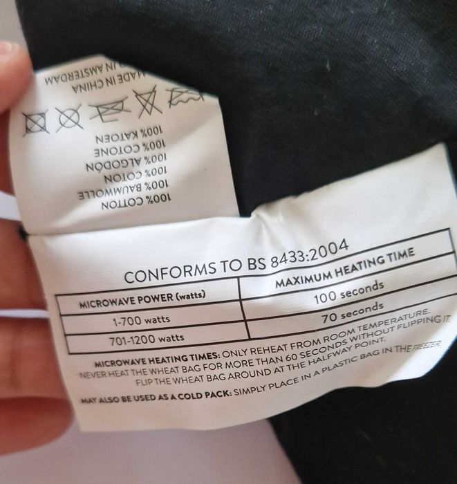 Woreczki z pszenicą do mikrofalówki, łagodzą ból, czarne