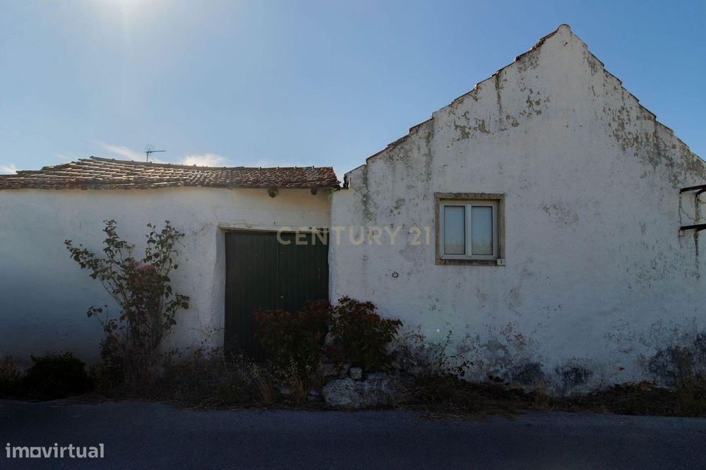 Casa no Covão do Coelho, Minde para recuperar