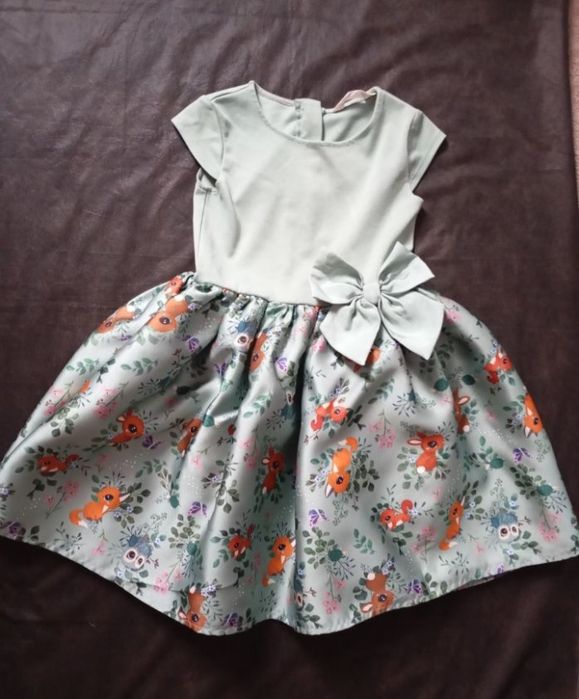 Платтячко для принцеси з подарунком