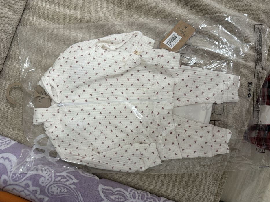 Новий костюм 3-ка на дівчинку Anna Babba 62-68р 3-6 місяців