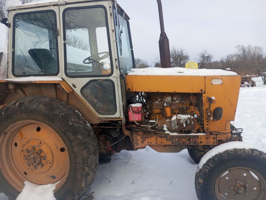 Юмз 6  та сільгоспзнаряддя