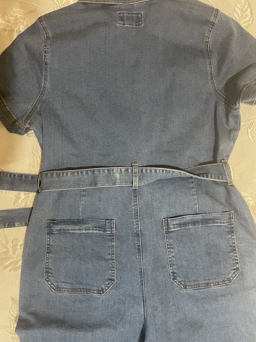 Комбінезон джинсовий
