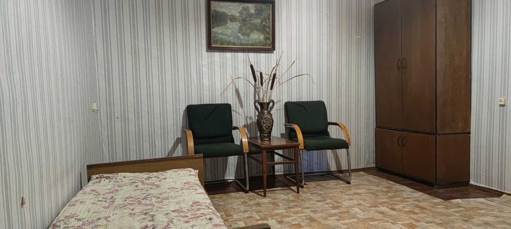 Продаж частини будинку 5-кімнати ,8 соток, газ, гараж! - More