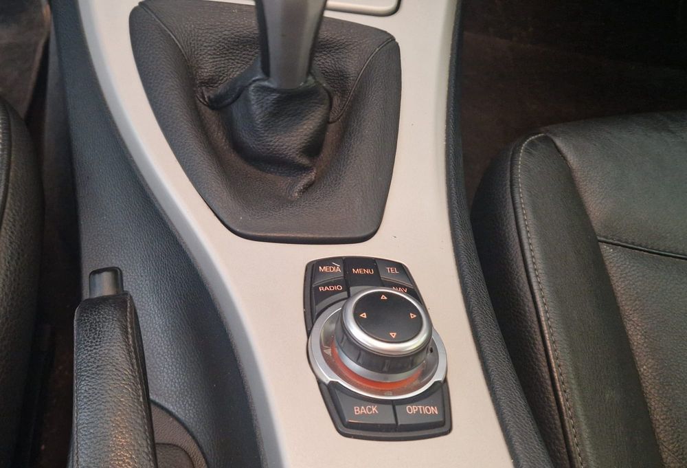 Vendo carrinha BMW série 3 320 de 9/2009