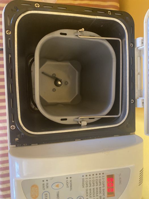 Máquina para fazer pão