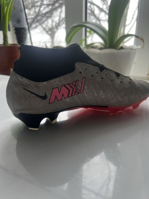 Бутсы nike mercurial