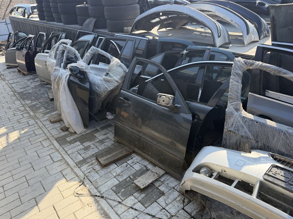 Двері Дверка BMW E39 E46 E53 E60 E61 E65 E70 E83 E87 E90 E91 F10 F11