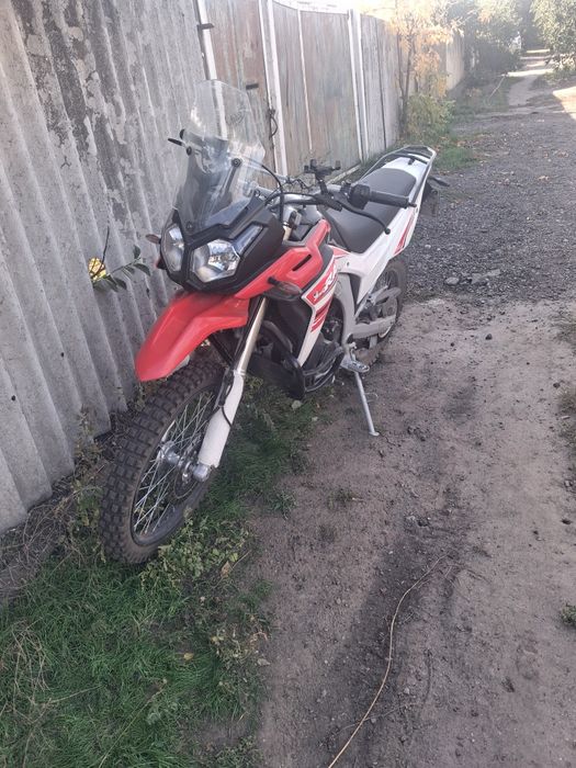 Мотоцикл Loncin 250