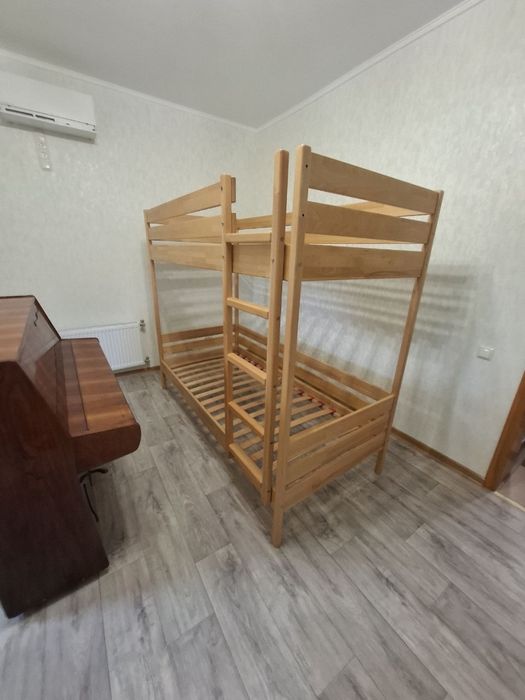 Двухярусная кровать